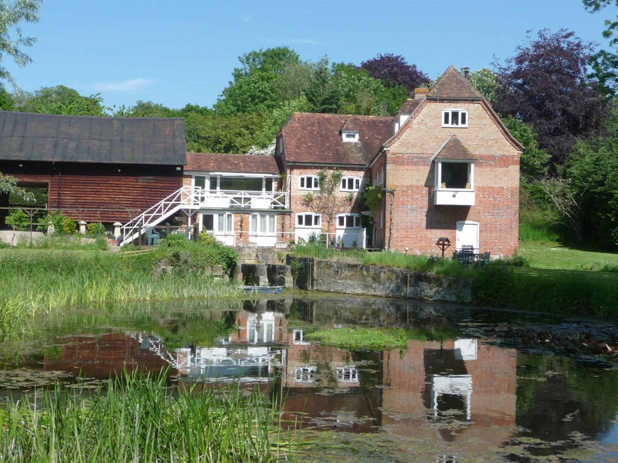 Salisbury Old Mill House Leilighet Eksteriør bilde